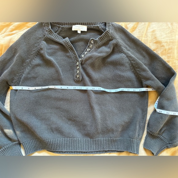 Sézane Leontine Jumper (S) in Khaki - Picture 4 of 8